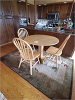 40" Drop Leaf Table with 4 Chairs