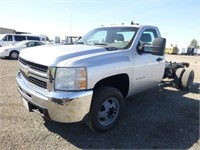 2010 Chevrolet 3500 HD Dually Cab & Chassis