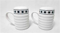 Salt & Pepper Shaker Set