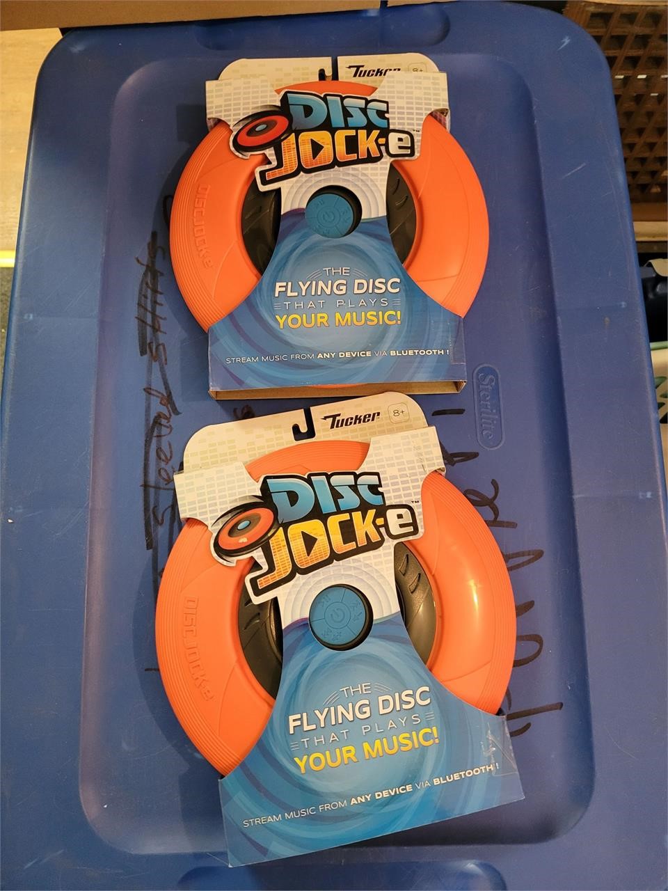 2 Disc Jock-e Flying Disc Speakers