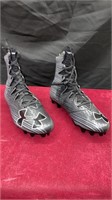 Under Armour Hightop Cleats size 8