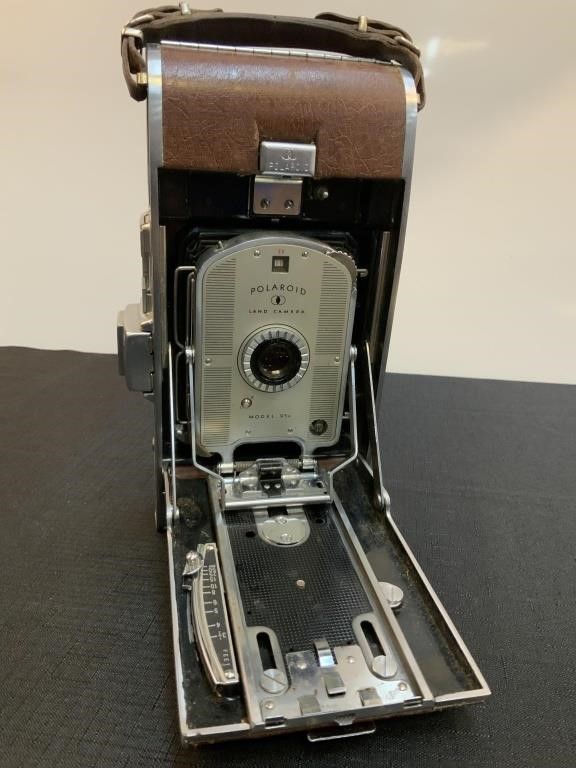 Vtg Polaroid  Land Camera