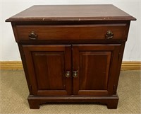 QUALITY PENNSYLVANIA HOUSE SOLID CHERRY TABLE