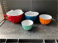 Stoneware cooking bowls