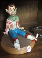 Howdy Dootie mechanical figure. Measures: 6"