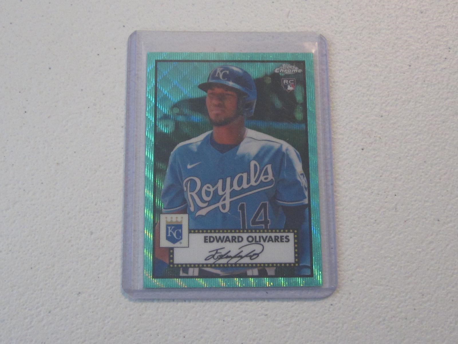 2021 TOPPS PLATINUM EDWARD OLIVARES RC