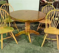 Round Wood Dining Room Table with 4 Chairs