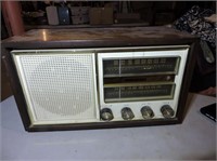 Vintage Electromhome Am/Fm Radio