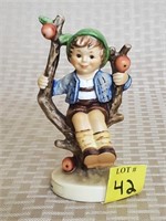 4 1/4" Goebel Hummel Apple Tree Boy Figurine
