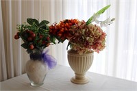 VASES WITH FLOWER ARRANGEMENTS