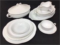 64+  Alice Bavaria Porcelain Dinnerware Set