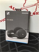 Sennheiser HD560S Headphones MIB