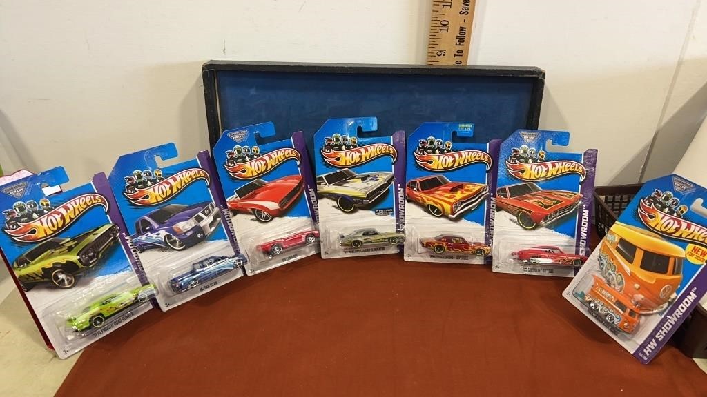 HUGE HOTWHEELS COLLECTION #2 AND CALICFORNIA  RAISINS