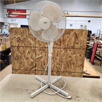 Pedestal Fan