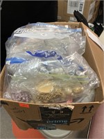 15.43 LBS OF MISC SCRAP & COSTUME JEWELRY