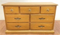 Lexington Brand (7) Drawer Dresser