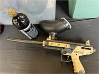 Paintball Gun ( NO SHIPPING)