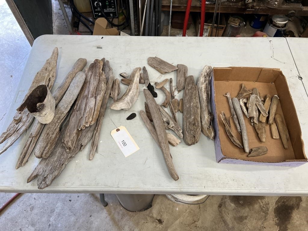LOT OF DRIFTWOOD FOR PROJECTS