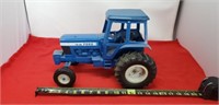 Ertl Ford TW-10 Toy Tractor with ertl hay wagon