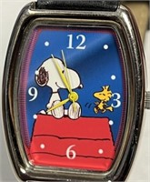 S - SNOOPY & WOODSTOCK WATCH (D5)