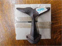 NEW IN BOX WHALE TAIL HAT HOLDER