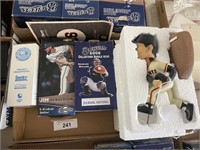 4 BREWER BOBBLE HEADS