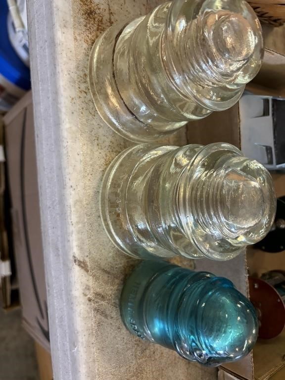 Glass insulators