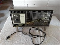 Arvin 1320 Watts Automatic Electric Heater model