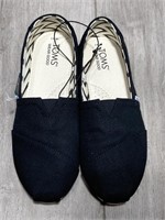 Toms Ladies Canvas Shoes Size 7 (Light Use)