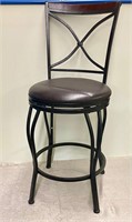Swiveling Bar height stool