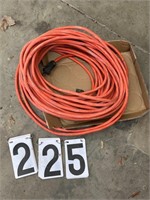 100’ of Multi plugs extension cord