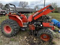 Kubota M5400 Utility Special Tractor