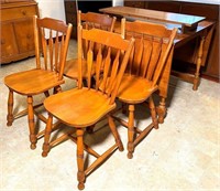 maple drop leaf table w/ 4 chairs- VG condition