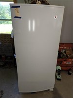 WHIRLPOOL 18-CU. FT. UPRIGHT FREEZER