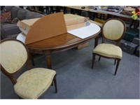 DINING ROOM SET; OVAL DINING TABLE 46" X 68" X 30"