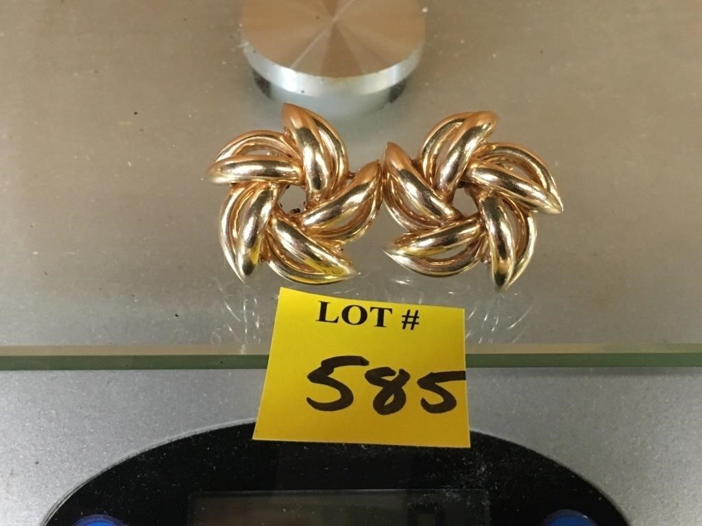 Earrings Marked 14K 8 grams