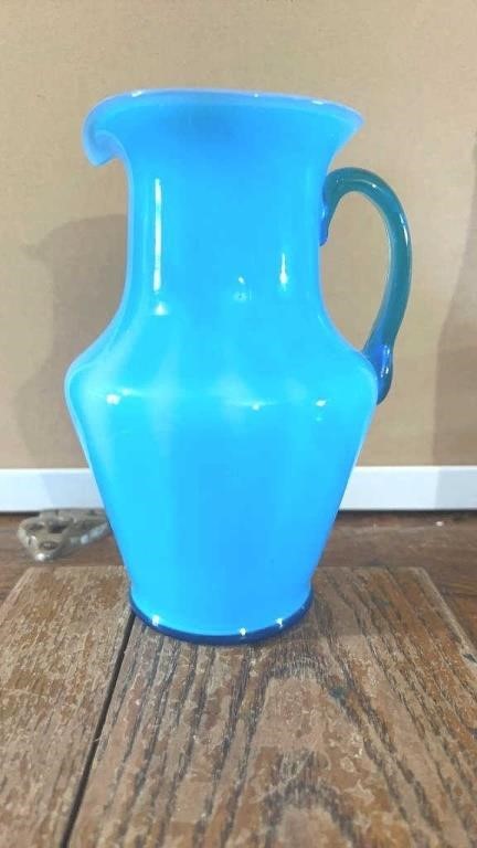 Early Art glass vase in the blue