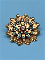 Gold Tone Vintage Brooch