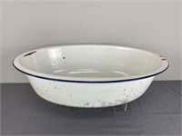 Oval Graniteware Tub