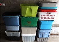 (21) Plastic Storage Containers