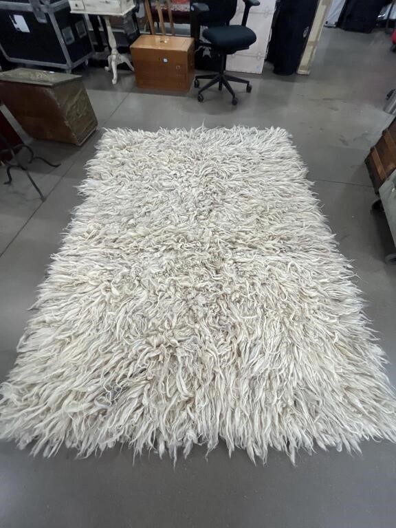 Natural Sheep Wool Area Rug - 5.5x8ft approx. -