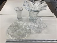 2 glass vases and dishes