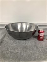 Large Mixing Bowl