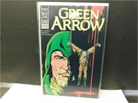 Green Arrow #33 DC Comic