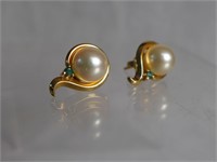 Pearl, Emerald and Gold Earrings