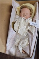 GOOD AS GOLD GEORGETOWN COLLECTION PORCELAIN BABY