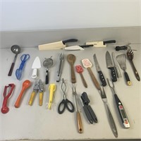 Kitchen Lot- Knives, Knife Sharpeners, Spatulas,