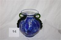 ART GLASS VASE