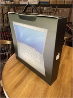 APPLE MACBOOK PRO 15 INCH 120GB MODEL A1150 (NIB)