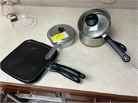 (5) skillets/sauce pans